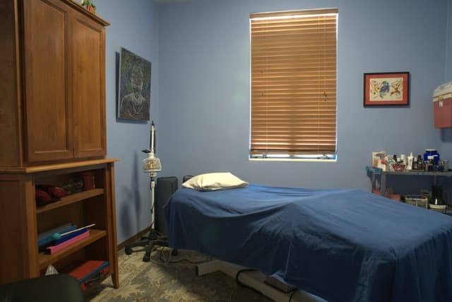 Liferoot Acupuncture & Healing Arts, llc clinic