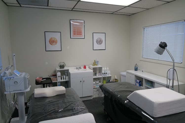 Renew Acupuncture & Wellness clinic
