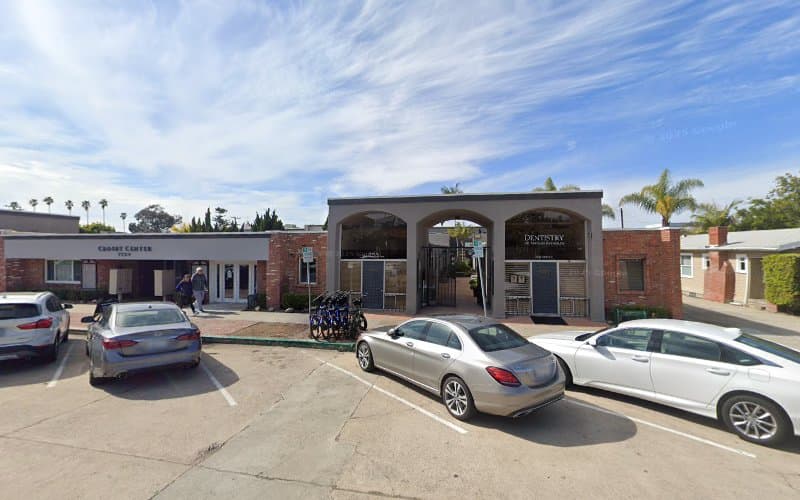 Amorah Kelly, LAC clinic