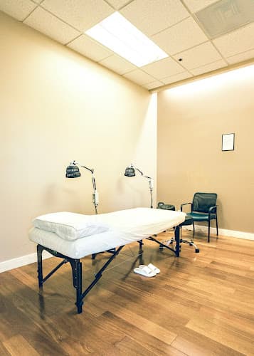 Bayhill Acupuncture 明善堂 clinic