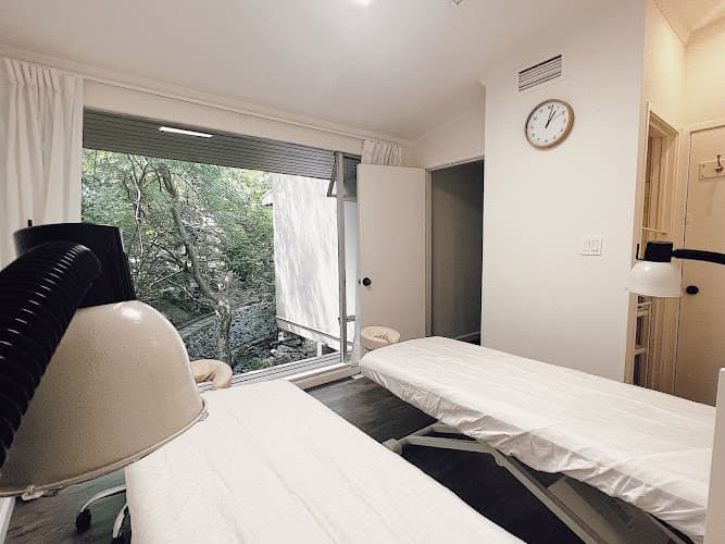 Yuan Acupuncture Healing Center clinic