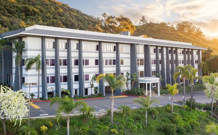 Upper Body Acupuncture clinic