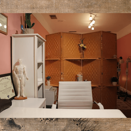 Tong De Health Center clinic