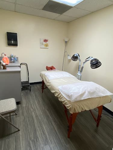 Golden Heart Acupuncture Clinic clinic