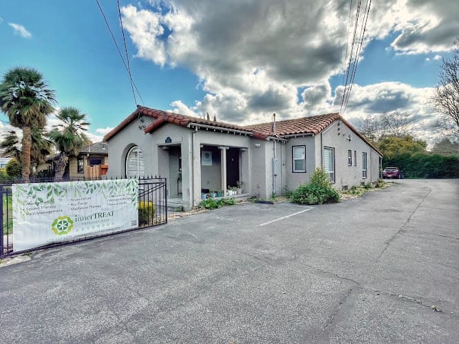 innerTREAT Wellness Center 立善中醫聯合診所 clinic