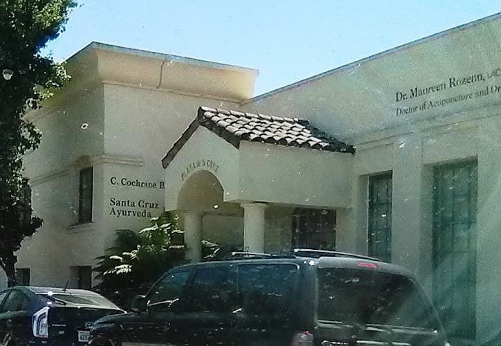 Dr. Maureen Rozenn, LAC, DAOM, FABORM clinic