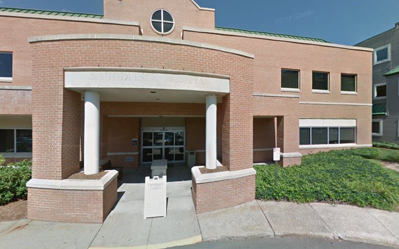 Amy Calandruccio, LAc clinic