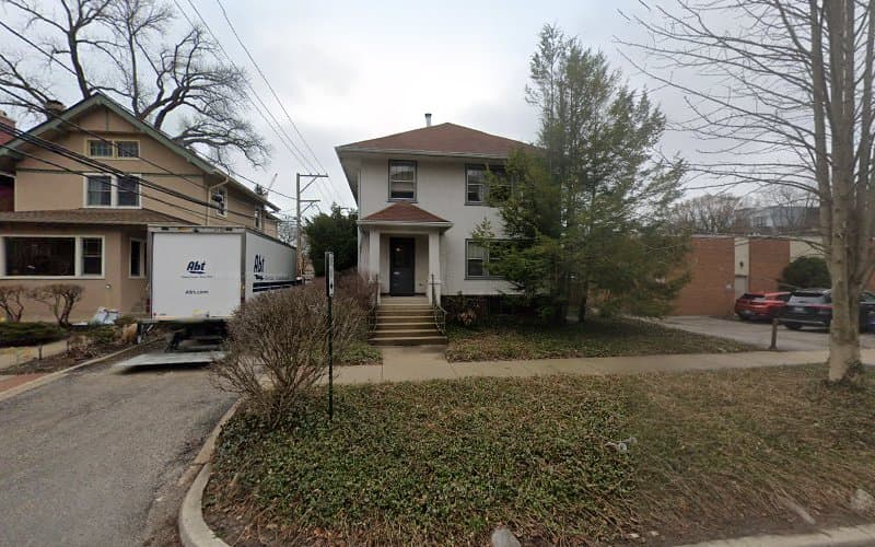 Ming Jie Chiang, Acupuncturis clinic