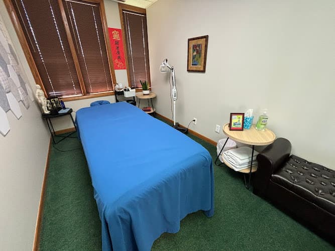 RT Acupuncture clinic