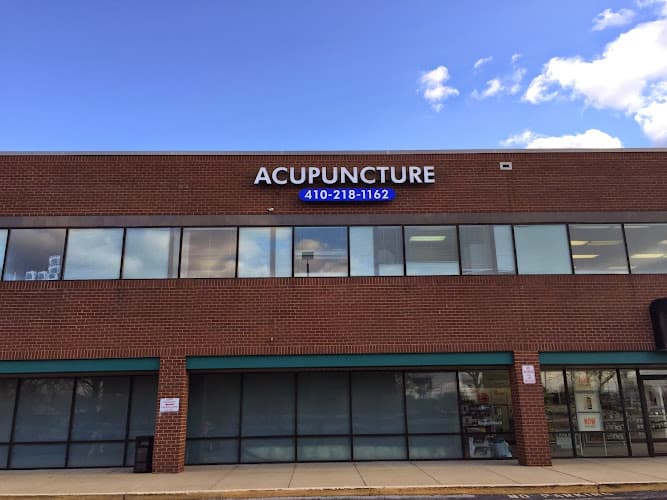 Lucas Naden, L. Ac., Dipl. Ac. clinic