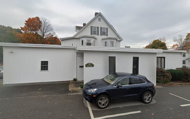 Kathleen Tamilio-Awed MAcOM clinic