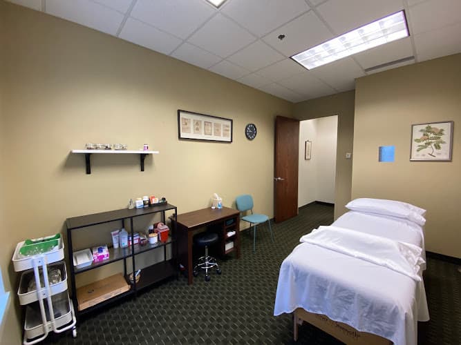 Dr. Lee Acupuncture Clinic clinic