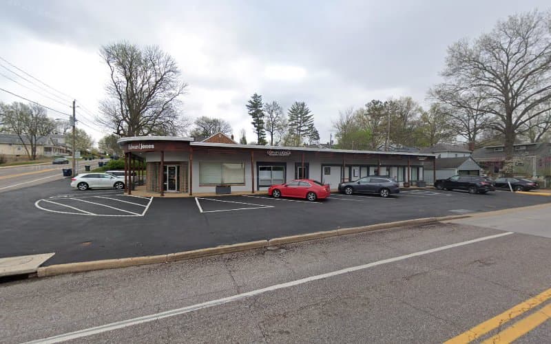 Lindsey Marie Chel (Shel) L.Ac clinic