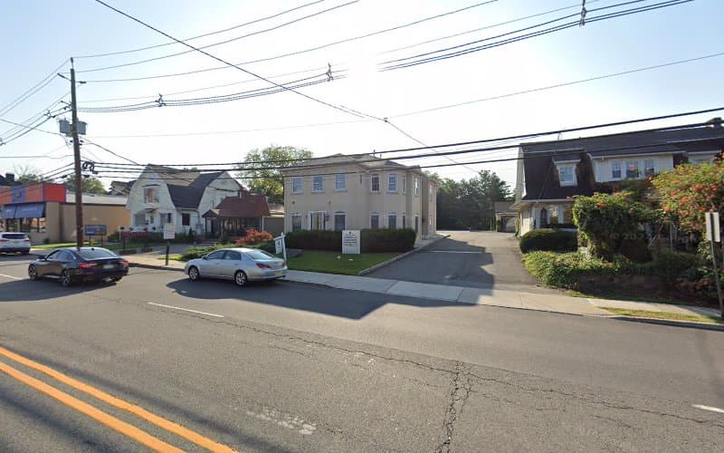 Sung Mun Jung, Lac clinic