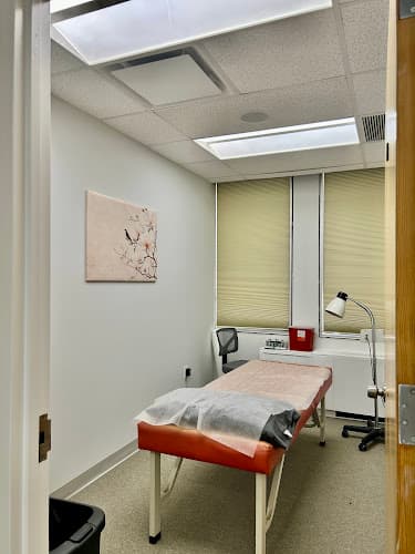 AcuMiracle Acupuncture clinic