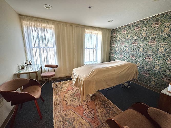 Crane Acupuncture & Holistic Medicine clinic