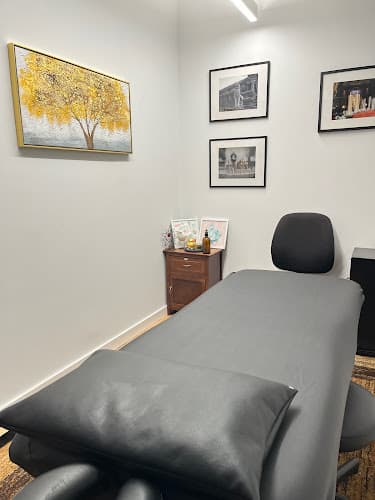 Acupuncture by Sue: Sue Du, LA.c, M.S clinic