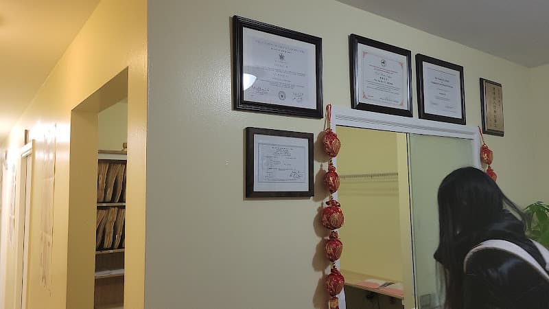 Hu Acupuncture PC clinic