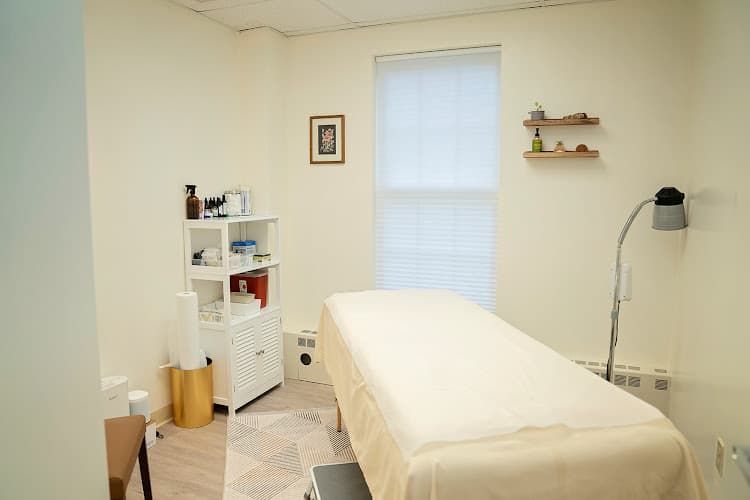 Pearl River Acupuncture clinic