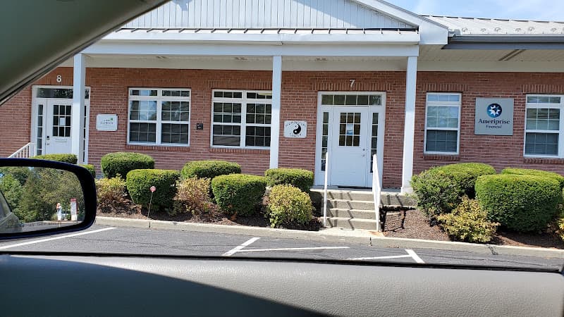 Ying Acupuncture Center clinic