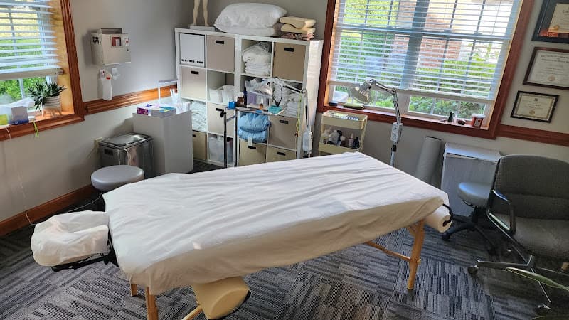 Mama Wren Acupuncture clinic