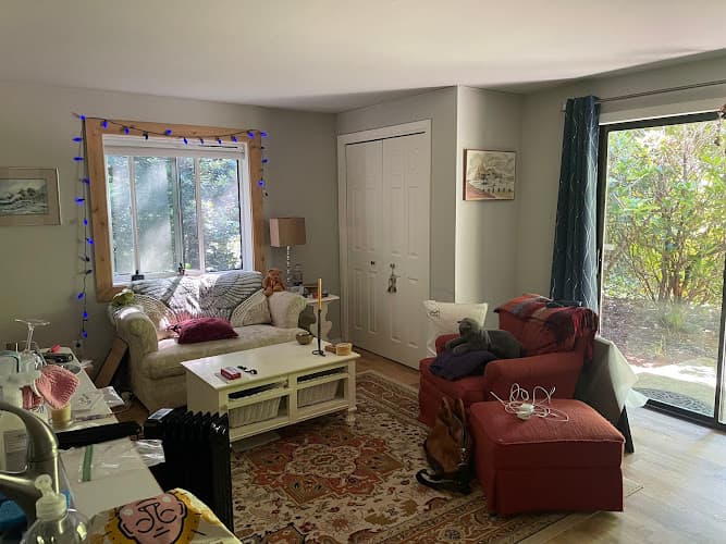 Gwen LoVetere Acupuncture clinic