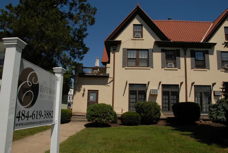 Eastman Acupuncture clinic