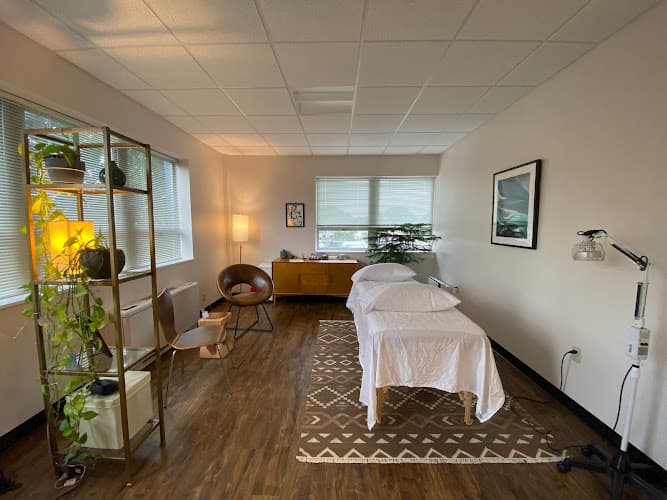 Jennifer Balfour Acupuncture clinic