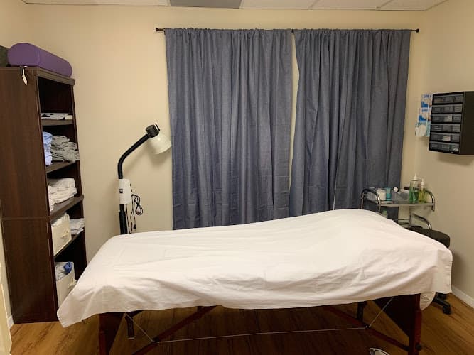Lake Creek Acupuncture & Wellness clinic