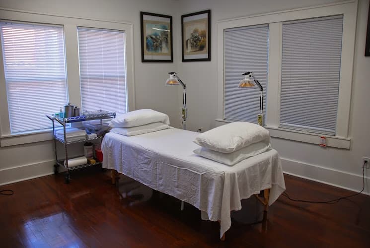 Shi Acupuncture & Herbal Clinic clinic