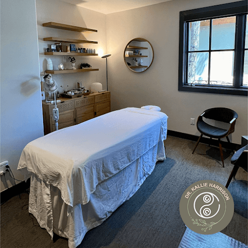 Kallie Harrison Acupuncture clinic