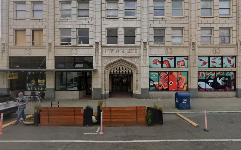 Mystique Grobe Holistic Medcn clinic