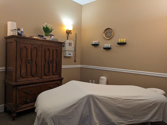 Golden Needle Health clinic