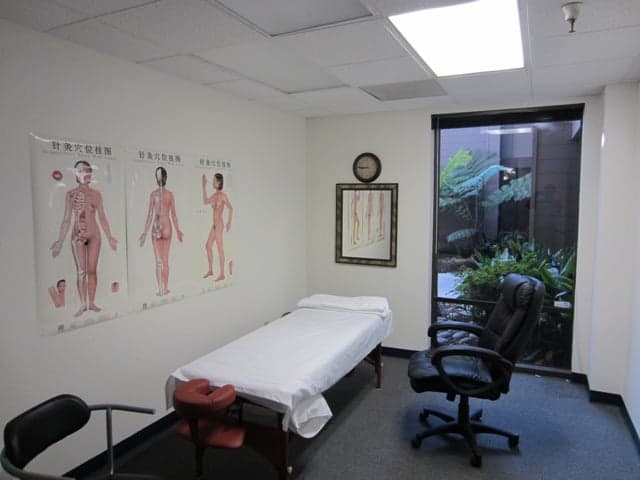 Lao Lao Acupuncture Center clinic