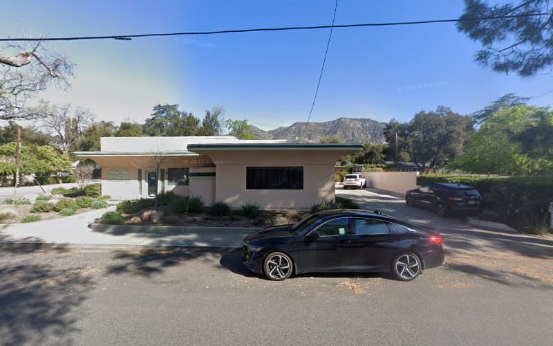 Laurie Edgcomb, LAC clinic