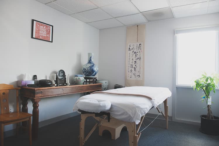 Ling Zeng Chinese Herbal & Acupuncture Clinic clinic