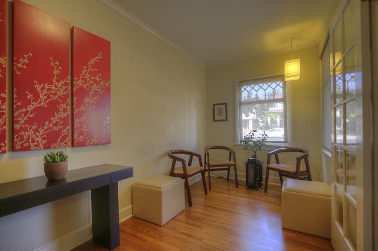 Moonrise Medicine Suchin Kang, L. Ac. Acupuncture and Herbal medicine clinic