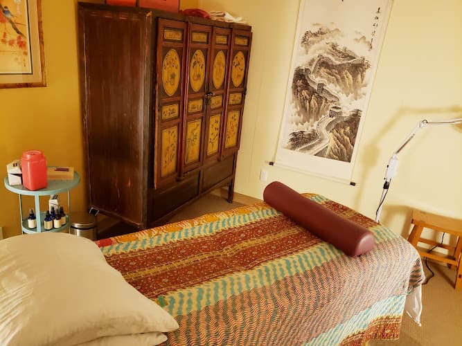 Walkbetween Acupuncture clinic