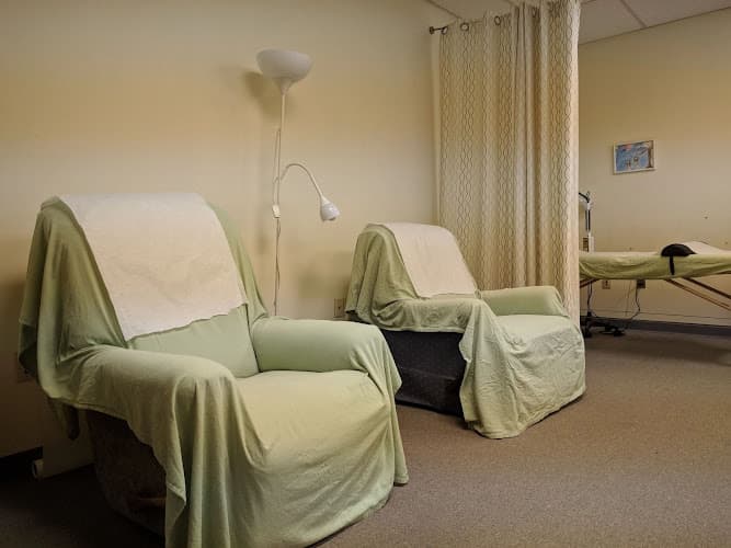 Clove Tree Community Acupuncture clinic