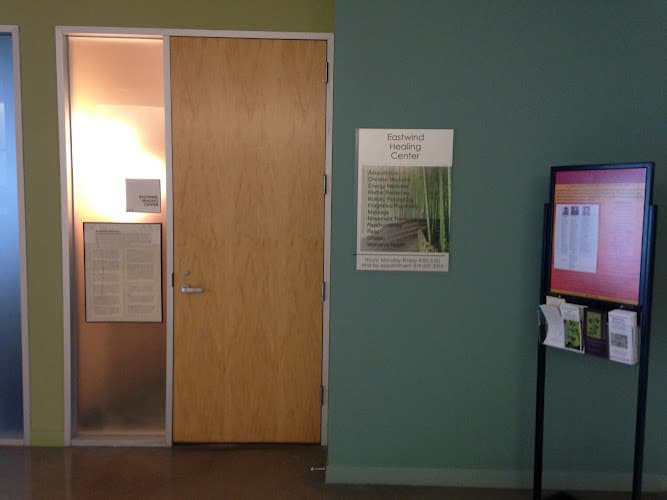 Integrative Acupuncture Iowa City - Patrick Yoerger L.Ac. clinic