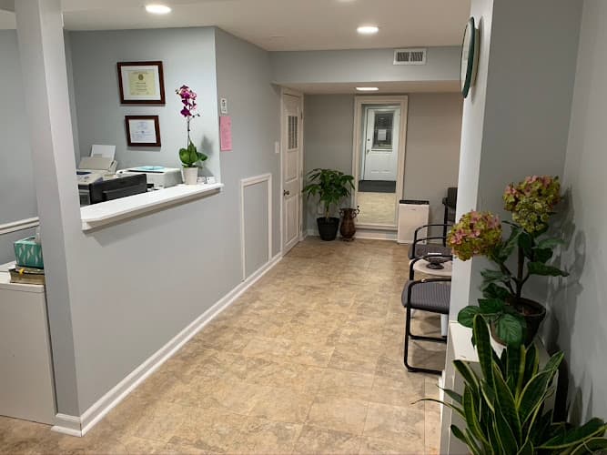 Shalom Acupuncture & Wellness - Dr. Soon S Park 샬롬한방 한의원 박순식 clinic