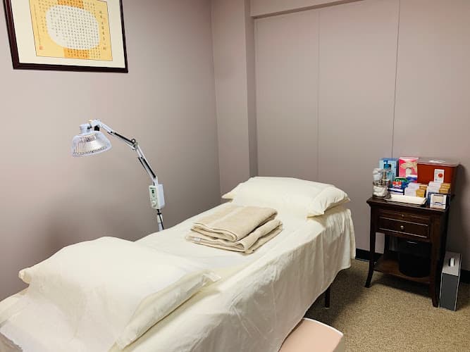 Bamboo Wisdom Acupuncture & Herbs clinic