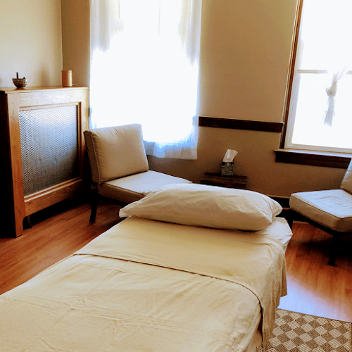 Gate of Life Acupuncture and Wellness clinic