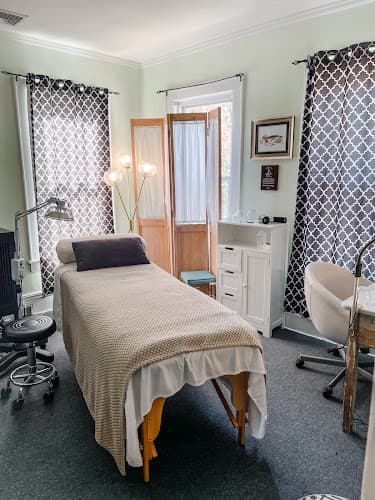 Jill Russo Acupuncture and AIM Physical Therapy clinic