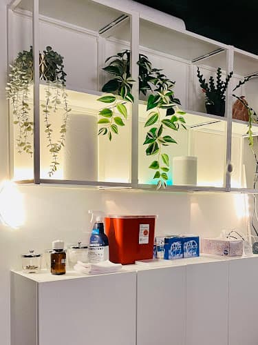 AcuLiving Acupuncture Therapy + Sports Medicine clinic