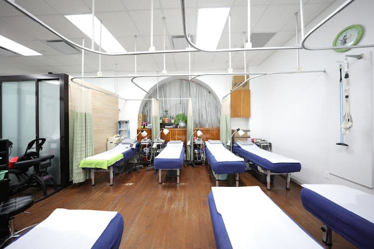 HealthKey Group - Wellington Physical Therapy & Acupuncture | 張碧恆針灸理療中醫藥調理 clinic