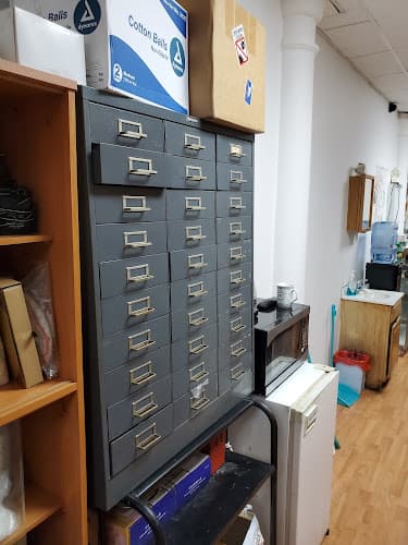 Traditional Chinese Medicine and Accupuncture Services, Dr. Wu, Yi Qiao clinic