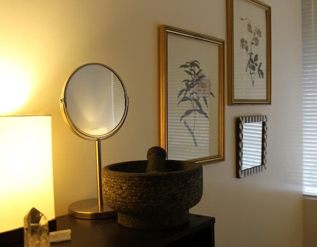 Husami Integrative Acupuncture clinic