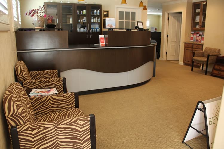 Deneen Natural Health - Dr. Shana Deneen clinic