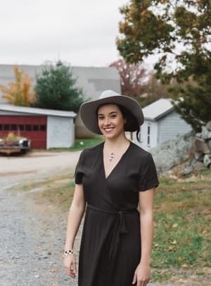 Dr. Eliza Collins - Acupuncture, Plant Medicine, Holistic Health clinic